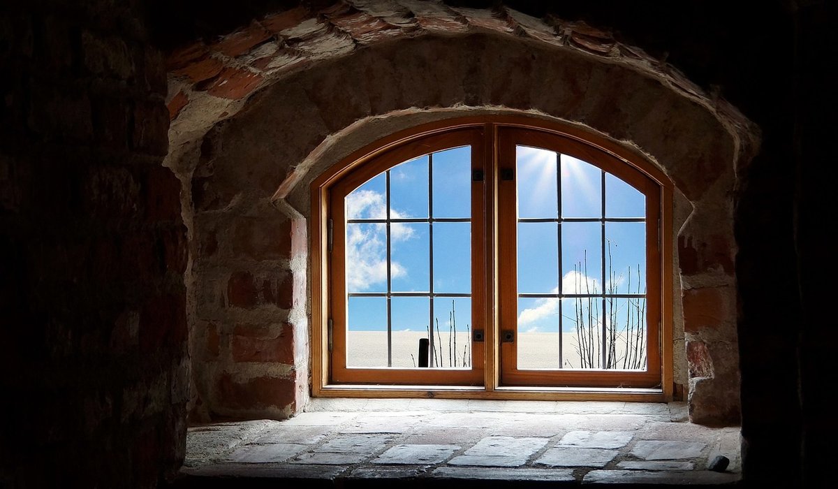 How to Insulate a Loft Roof for Winter Warmth